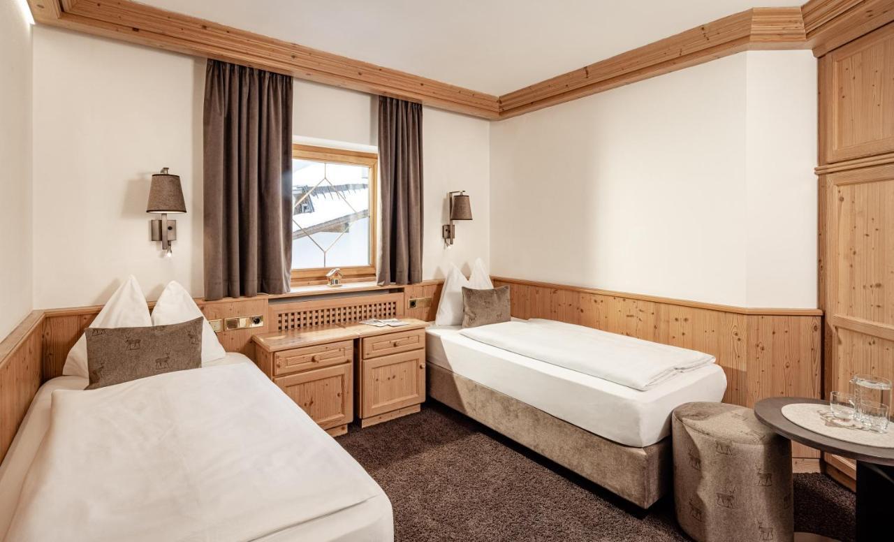 Suites Hotel Garden Сельва-ди-Валь-Гардена Экстерьер фото